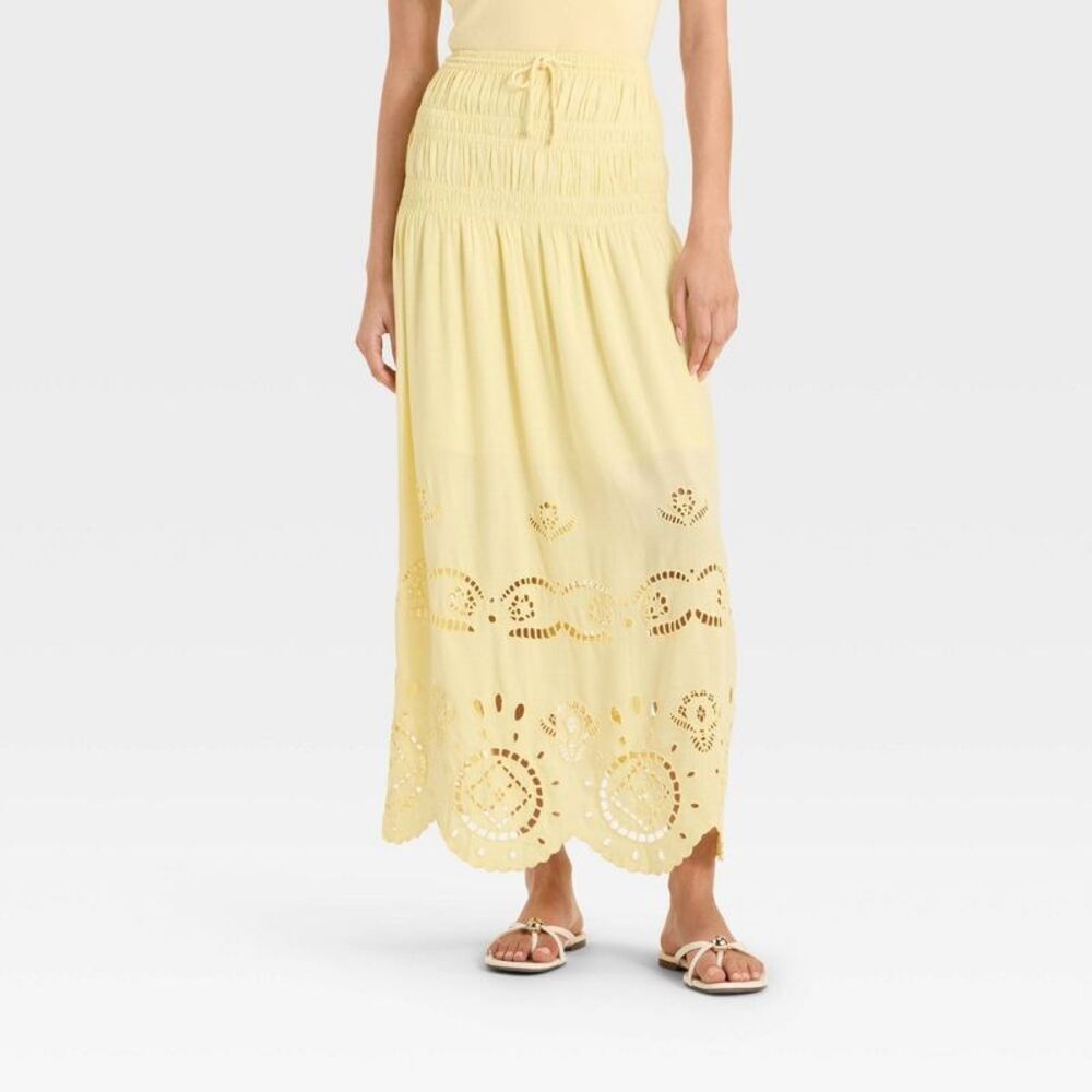 Women's High-RIse Embroidered Eyelet Drop Waist A-Line Skirt - Yellow XL